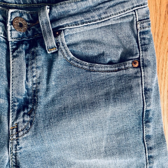 Levi’s - Picture 10 of 11